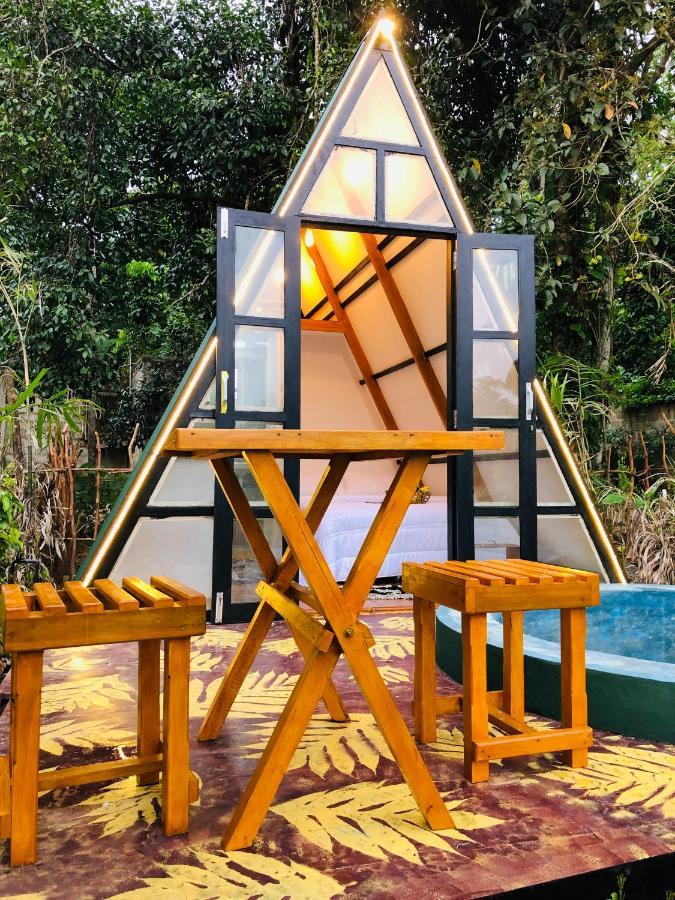 Bed and Breakfast The We2 "Wildwood Elegance Escape" Induruwa Esterno foto